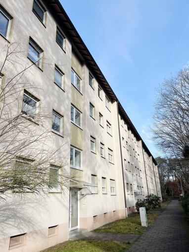 Wohnung zum Kauf Provisionsfrei 299.900 € 6 Zimmer 110,4 m² 3. Geschoss Schneidemühler Straße 39c Waldstadt - Waldlage Karlsruhe 76139