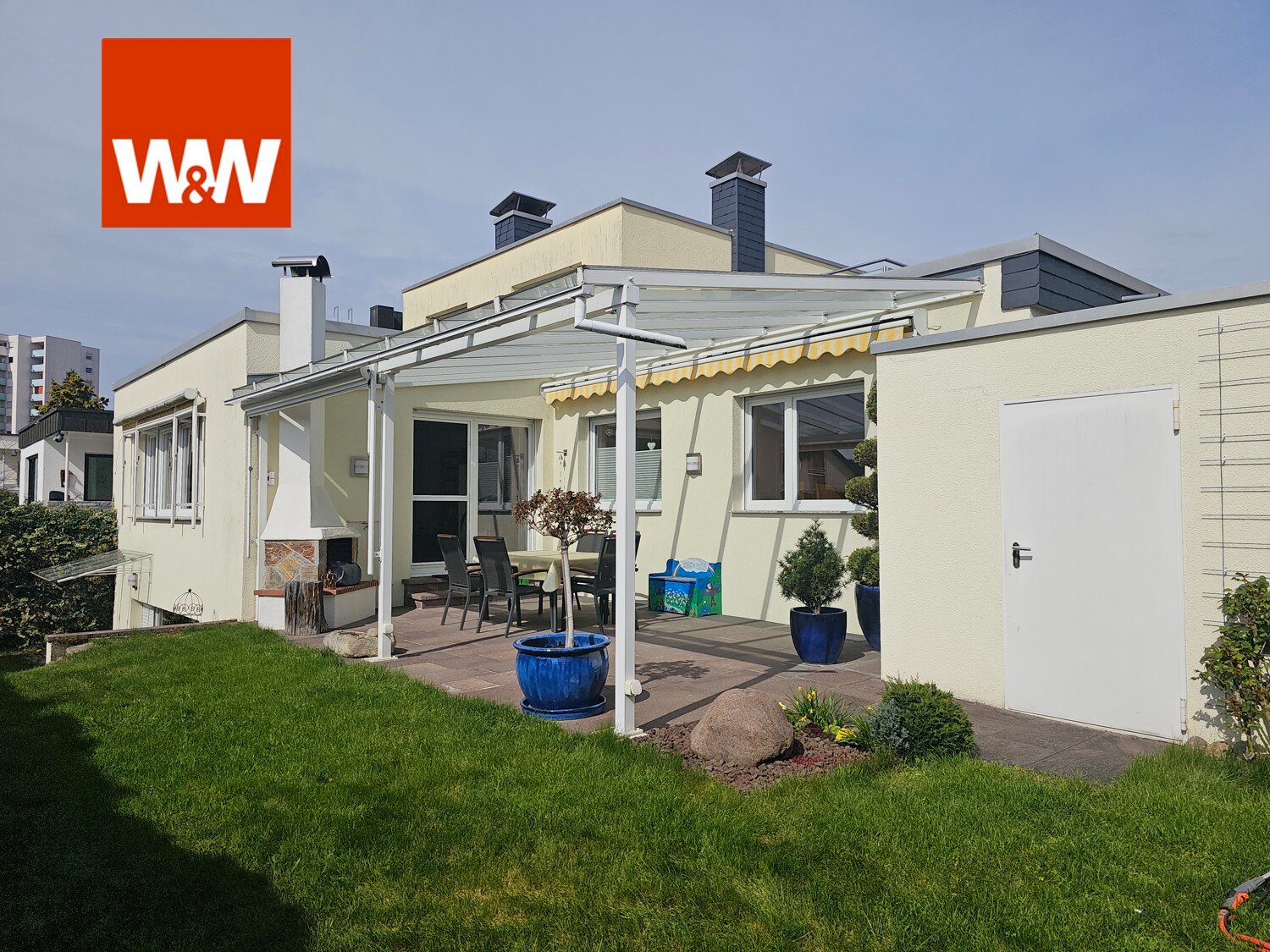 Haus zum Kauf 8 Zimmer 239 m²<br/>Wohnfläche 375 m²<br/>Grundstück Waldenbuch 71111