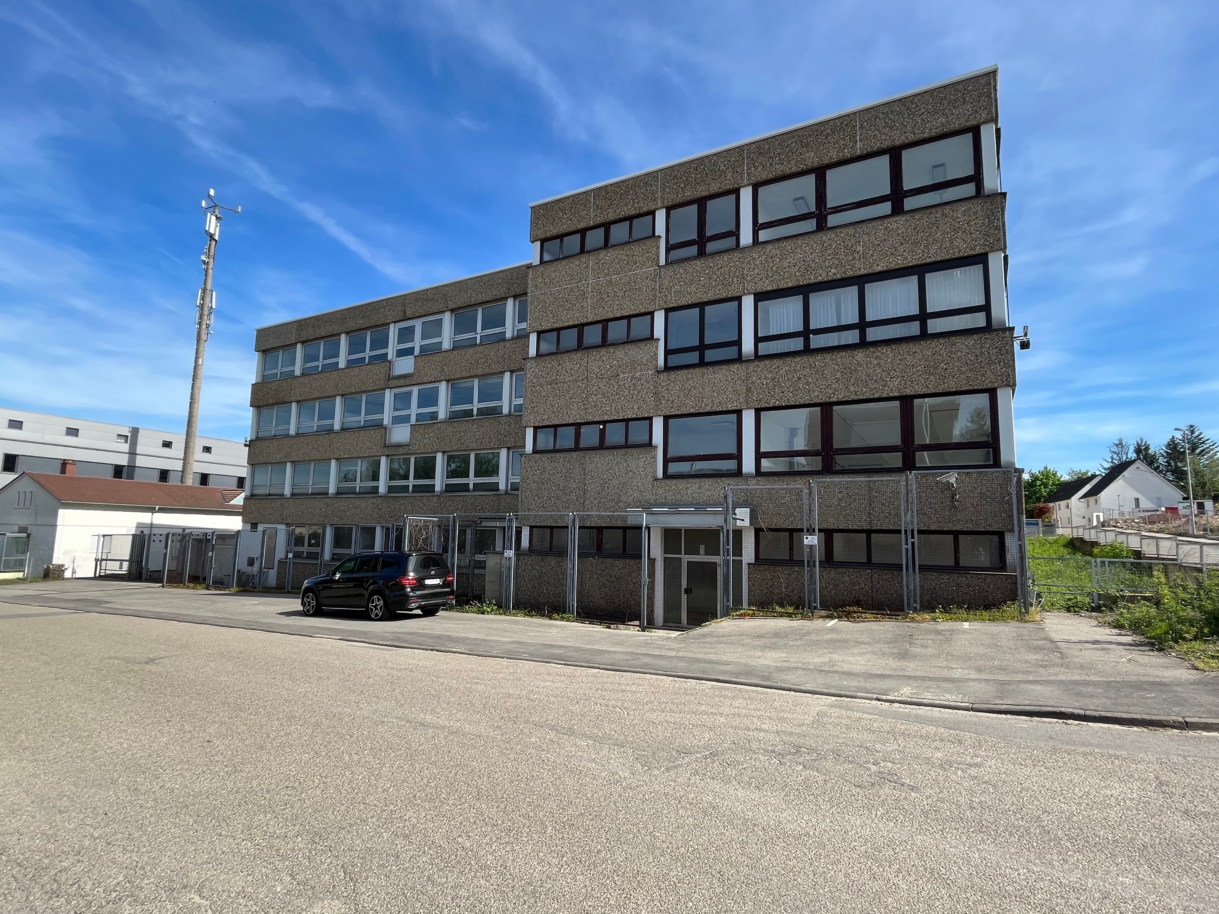 Bürogebäude zum Kauf 4.300 m²<br/>Bürofläche Birkenfeld Birkenfeld 75217