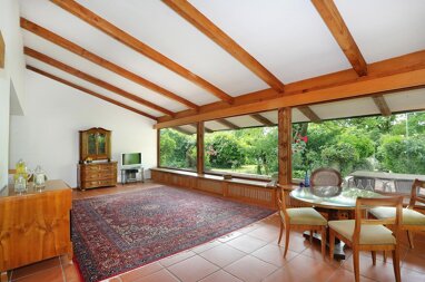 Einfamilienhaus zum Kauf Provisionsfrei 939.000 € 6 Zimmer 220 m² 2.200 m² Grundstück Essenbach Mirskofen 84051