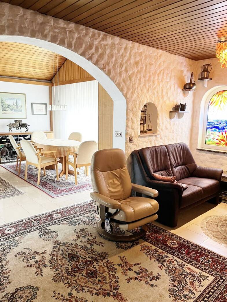 Reihenendhaus zur Miete 1.600 € 5,5 Zimmer 160 m² 350 m² Grundstück frei ab 01.09.2025 Katzwang / Reichelsdorf Ost / Reichelsdorfer Kelle Nürnberg 90453