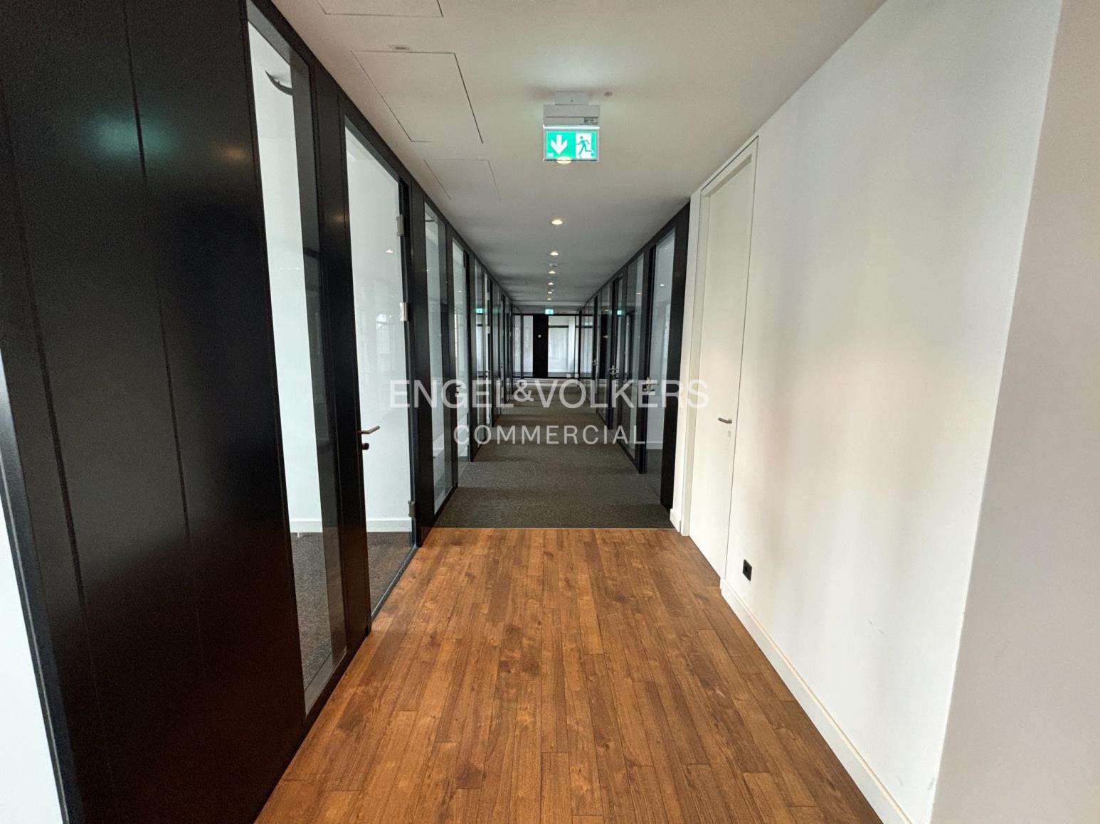 Büro-/Praxisfläche zur Miete 27 € 651 m²<br/>Bürofläche ab 651 m²<br/>Teilbarkeit Tiergarten Berlin 10787