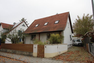 Einfamilienhaus zur Miete 2.400 € 7 Zimmer 190 m² 800 m² Grundstück Kumpfmühl - West Regensburg 93051