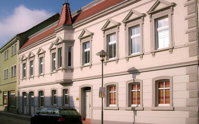 Wohnung zur Miete 593 € 2 Zimmer 74,2 m² Am Bahnhof Hoyerswerda 02977