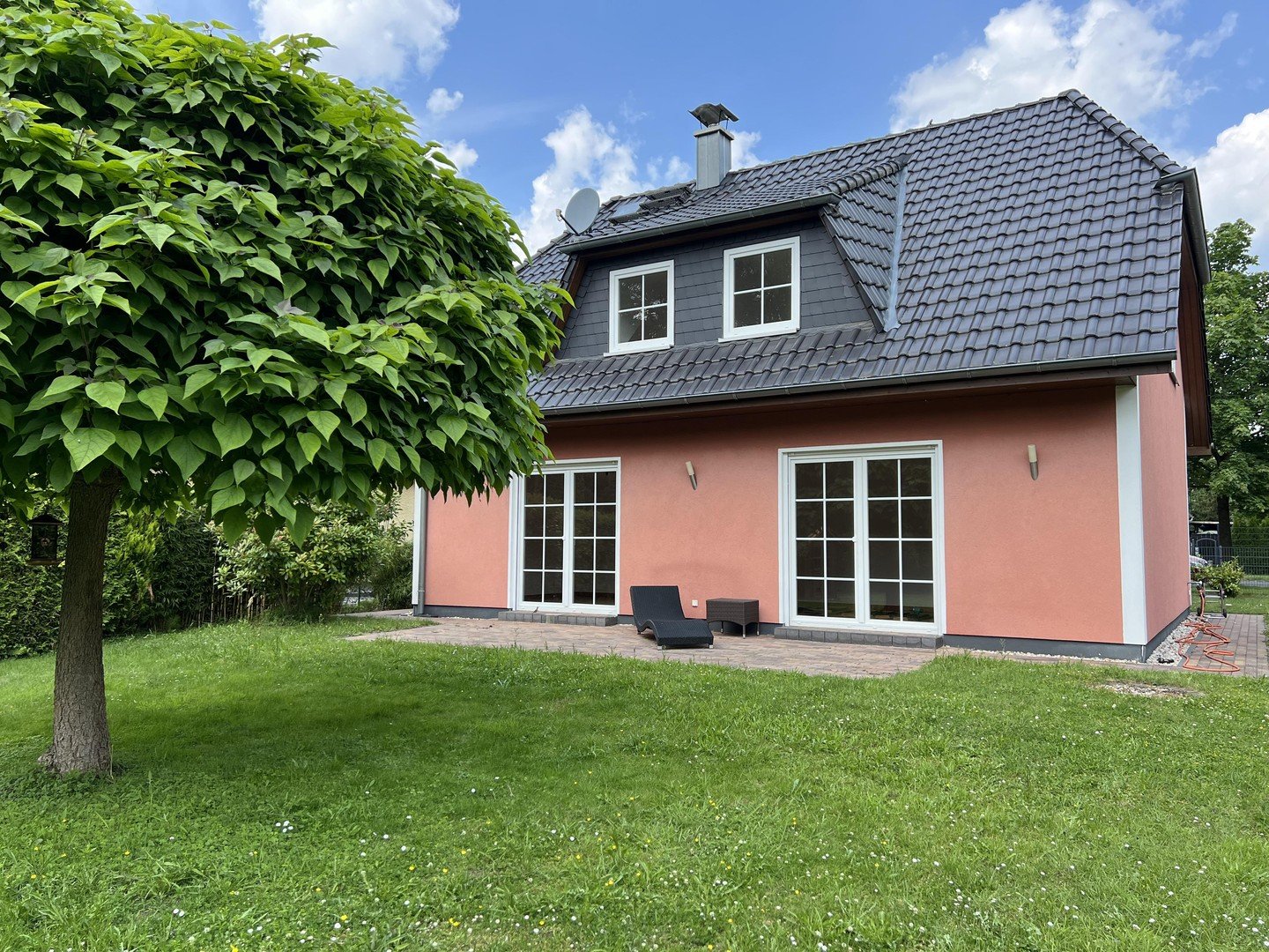Einfamilienhaus zum Kauf Provisionsfrei 740.000 € 4 Zimmer 131 m²<br/>Wohnfläche 850 m²<br/>Grundstück Schildow Schildow 16552