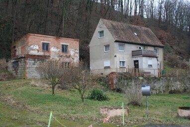 Einfamilienhaus zum Kauf 80.000 € 132 m² 6.500 m² Grundstück frei ab sofort Elbstr. 13 Neuhirschstein Hirschstein 01594