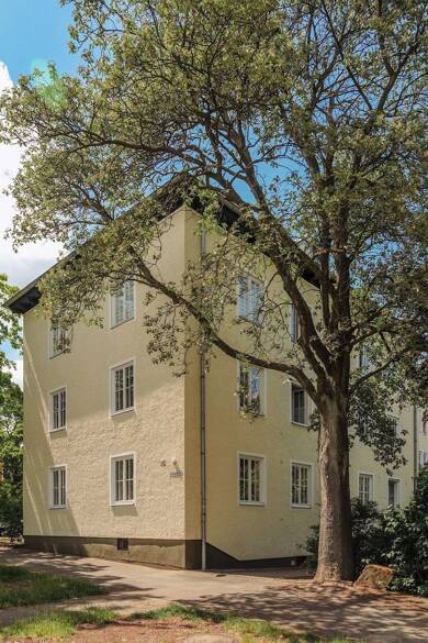 Wohnung zur Miete 376 € 1 Zimmer 40,4 m² Dachgeschoss frei ab 01.07.2025 Scheffelhof 2 Stadtmitte Wolfsburg 38440