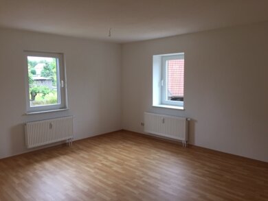 Wohnung zur Miete 250 € 2 Zimmer 50 m² 1. Geschoss Waldheim Waldheim 04736