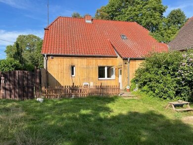 Einfamilienhaus zum Kauf 98.000 € 5 Zimmer 130 m² 774 m² Grundstück Reimershagen 18276