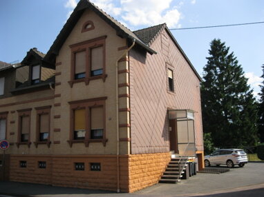 Mehrfamilienhaus zum Kauf 195.000 € 8 Zimmer 192 m² 783 m² Grundstück Spiesen Spiesen-Elversberg 66583