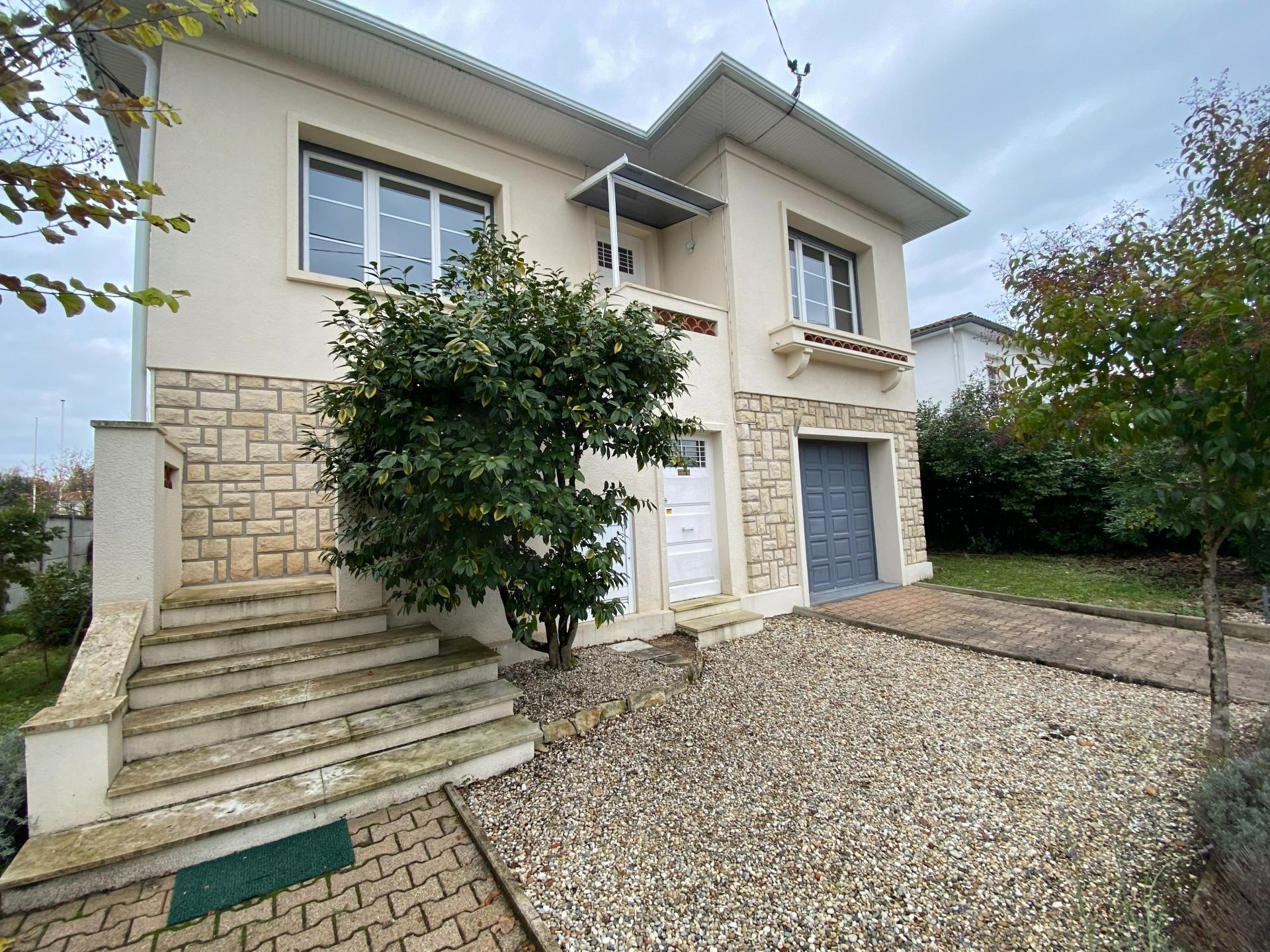 Einfamilienhaus zum Kauf Provisionsfrei 729.000 € 6 Zimmer 184 m²<br/>Wohnfläche 542 m²<br/>Grundstück Caudéran-Barrière Judaïque Bordeaux 33200