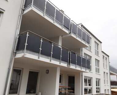 Wohnung zur Miete 964,56 € 3 Zimmer 80,4 m² frei ab sofort Stockach Stockach 78333