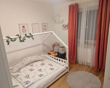 Wohnung zur Miete 700 € 3 Zimmer 85 m² frei ab sofort Am Weitgarten 33 Oberkassel Bonn 53227