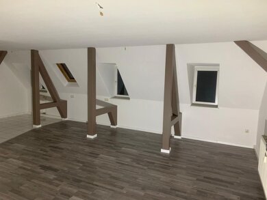 Wohnung zur Miete 375 € 3 Zimmer 75 m² 3. Geschoss Werdau Werdau 08412