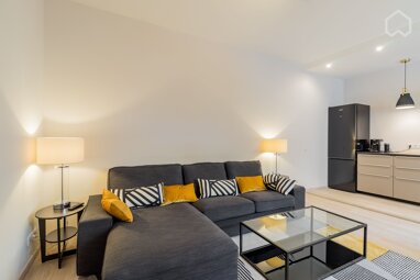 Wohnung zur Miete Wohnen auf Zeit 2.149 € 3 Zimmer 70 m² frei ab sofort Friedrichshain Berlin 10247