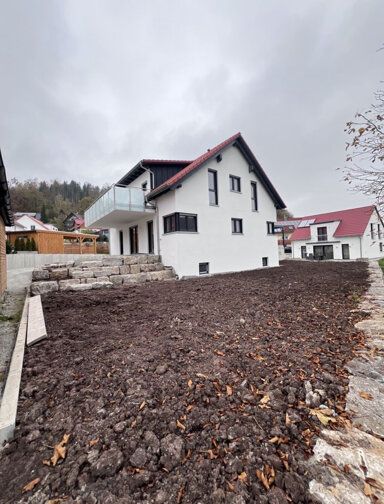 Mehrfamilienhaus zum Kauf provisionsfrei 689.000 € 7 Zimmer 182 m² 578 m² Grundstück Hilscherstrasse 15 Unterrot Gaildorf / Unterrot 74405