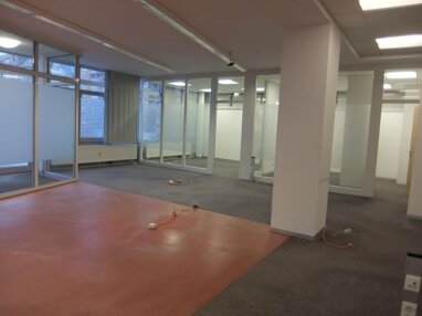 Bürofläche zur Miete 4 Zimmer 202 m² Bürofläche Isarstraße - Lechstraße Regensburg 93057