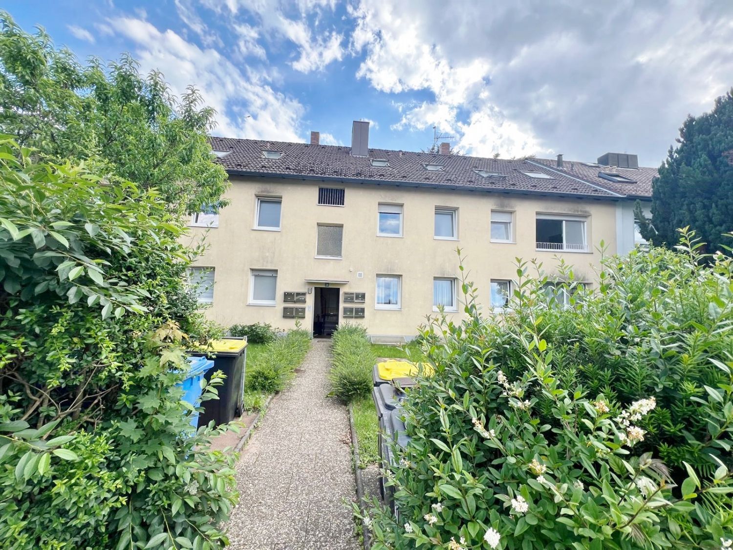 Mehrfamilienhaus zum Kauf 1.275.000 € 17 Zimmer 445 m²<br/>Wohnfläche 581 m²<br/>Grundstück Nürnberg 90469