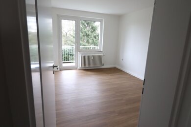 Wohnung zur Miete 325 € 2,5 Zimmer 46 m² 2. Geschoss frei ab sofort Uhlandstraße 69 Stadtmitte Oberhausen 46047