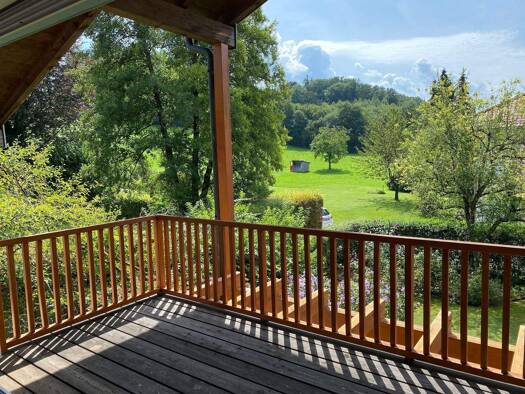 Villa zum Kauf 1.550.000 € 5 Zimmer 300 m² 1.052 m² Grundstück Von-Scheffel-Straße Prien Prien am Chiemsee 83209