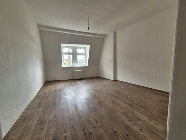 Wohnung zur Miete 250 € 1 Zimmer 54 m² 3. Geschoss frei ab sofort Zeitz Zeitz 06712