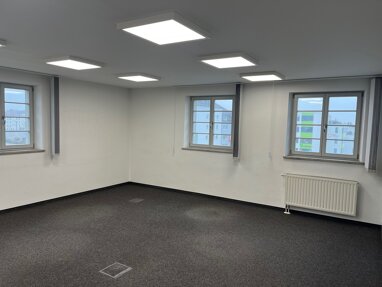 Bürofläche zur Miete Provisionsfrei 12,20 € 224 m² Bürofläche Galgenberg Regensburg 93053