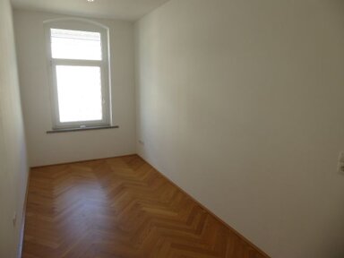 Wohnung zur Miete 700 € 5 Zimmer 110 m² frei ab sofort An der Markthalle 14 Zentrum 015 Chemnitz 09111