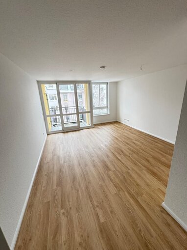 Wohnung zur Miete 701 € 2 Zimmer 58,4 m² 2. Geschoss frei ab sofort Ahornring 33 A Hennigsdorf 16761