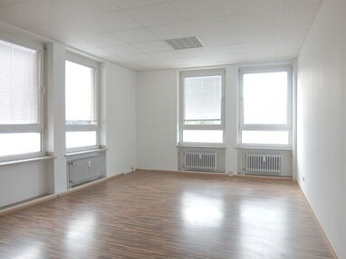 Bürofläche zur Miete 11.609 € 26 Zimmer 893 m² Bürofläche teilbar ab 187 m² Kumpfmühl - Ost Regensburg 93051