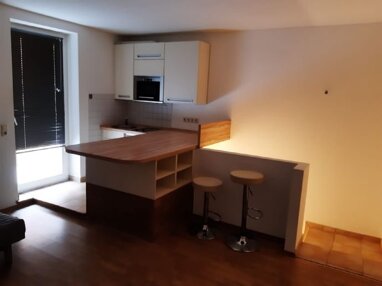 Wohnung zur Miete 300 € 1 Zimmer 37 m² Erdgeschoss frei ab 01.09.2024 Erlbacher Straße 24 Markneukirchen Markneukirchen 08258