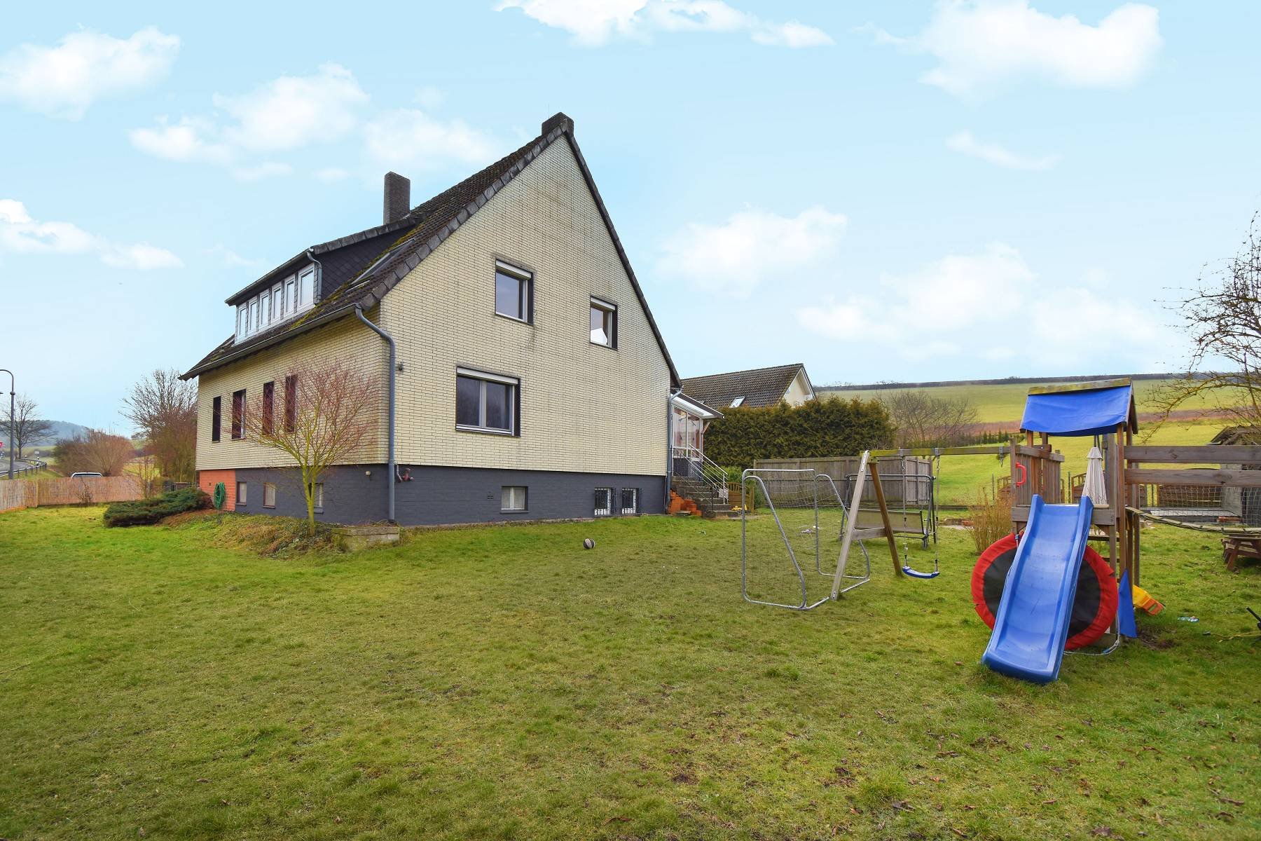 Einfamilienhaus zum Kauf 200.000 € 7 Zimmer 158,2 m²<br/>Wohnfläche 994 m²<br/>Grundstück Sack Alfeld (Leine)-Sack 31061