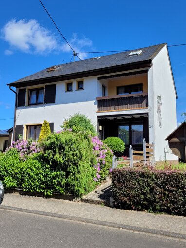 Einfamilienhaus zum Kauf Provisionsfrei 280.000 € 7 Zimmer 144 m² 1.326 m² Grundstück Bahnhofstraße Lingerhahn 56291