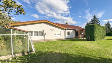 Bungalow zum Kauf provisionsfrei 95.000 € 3 Zimmer 85 m² 2.472 m² Grundstück frei ab sofort Reimmannstraße 38e Salzwedel Salzwedel 29410