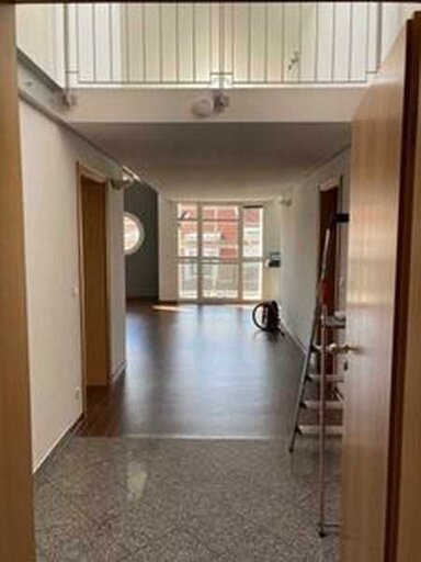 Wohnung zur Miete 700 € 4,5 Zimmer 128 m² frei ab sofort Dresdner Straße Neumarkt Neumarkt in der Oberpfalz 92318