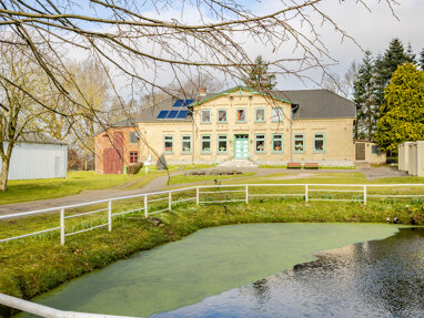 Herrenhaus zum Kauf 695.000 € 12 Zimmer 304 m² 12.583 m² Grundstück Struxdorf Struxdorf 24891