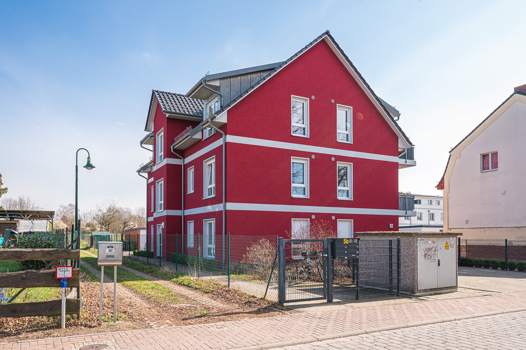 Mehrfamilienhaus zum Kauf 1.359.000 € 17 Zimmer 462 m²<br/>Wohnfläche 1.276 m²<br/>Grundstück Eiche Ahrensfelde 16356