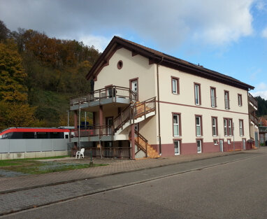 Maisonette zur Miete 895 € 5 Zimmer 108 m² 1. Geschoss Bahnhofstr. 19 Annweiler Annweiler am Trifels 76855