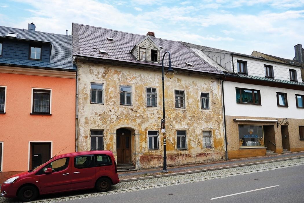 Einfamilienhaus zum Kauf 24.000 € 4 Zimmer 100 m²<br/>Wohnfläche 700 m²<br/>Grundstück Dresdner Straße 47 Sayda Sayda 09619