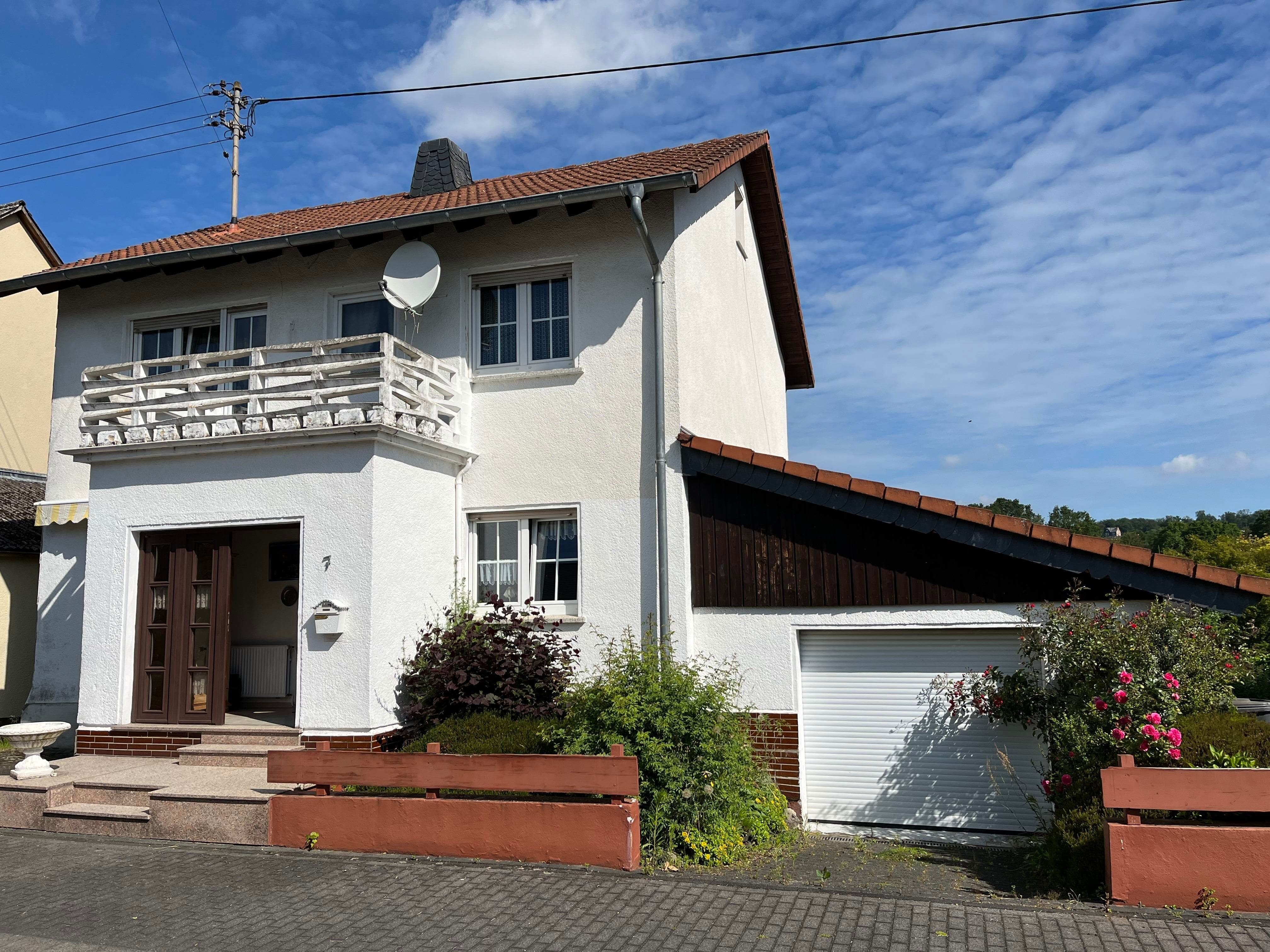 Einfamilienhaus zum Kauf 150.000 € 4 Zimmer 105 m²<br/>Wohnfläche 842 m²<br/>Grundstück Hattert 57644