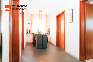 Wohnung zum Kauf 89.000 € 3 Zimmer 75 m² Selb Selb 95100