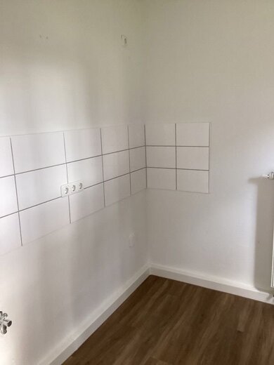 Wohnung zur Miete 295 € 1,5 Zimmer 25,1 m² frei ab 04.03.2025 Aßmannshäuser Str. 2 Wiesbaden Wiesbaden 65197