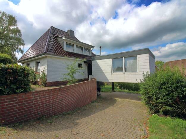 Mehrfamilienhaus zum Kauf als Kapitalanlage geeignet 365.000 € 4 Zimmer 126,2 m² 507 m² Grundstück Stade 21680
