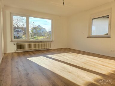 Wohnung zur Miete 900 € 4,5 Zimmer 85 m² Altdorf 72655