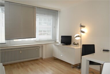 Wohnung zur Miete Wohnen auf Zeit 920 € 1 Zimmer 25 m² frei ab 01.08.2024 Stadtmitte Düsseldorf 40210