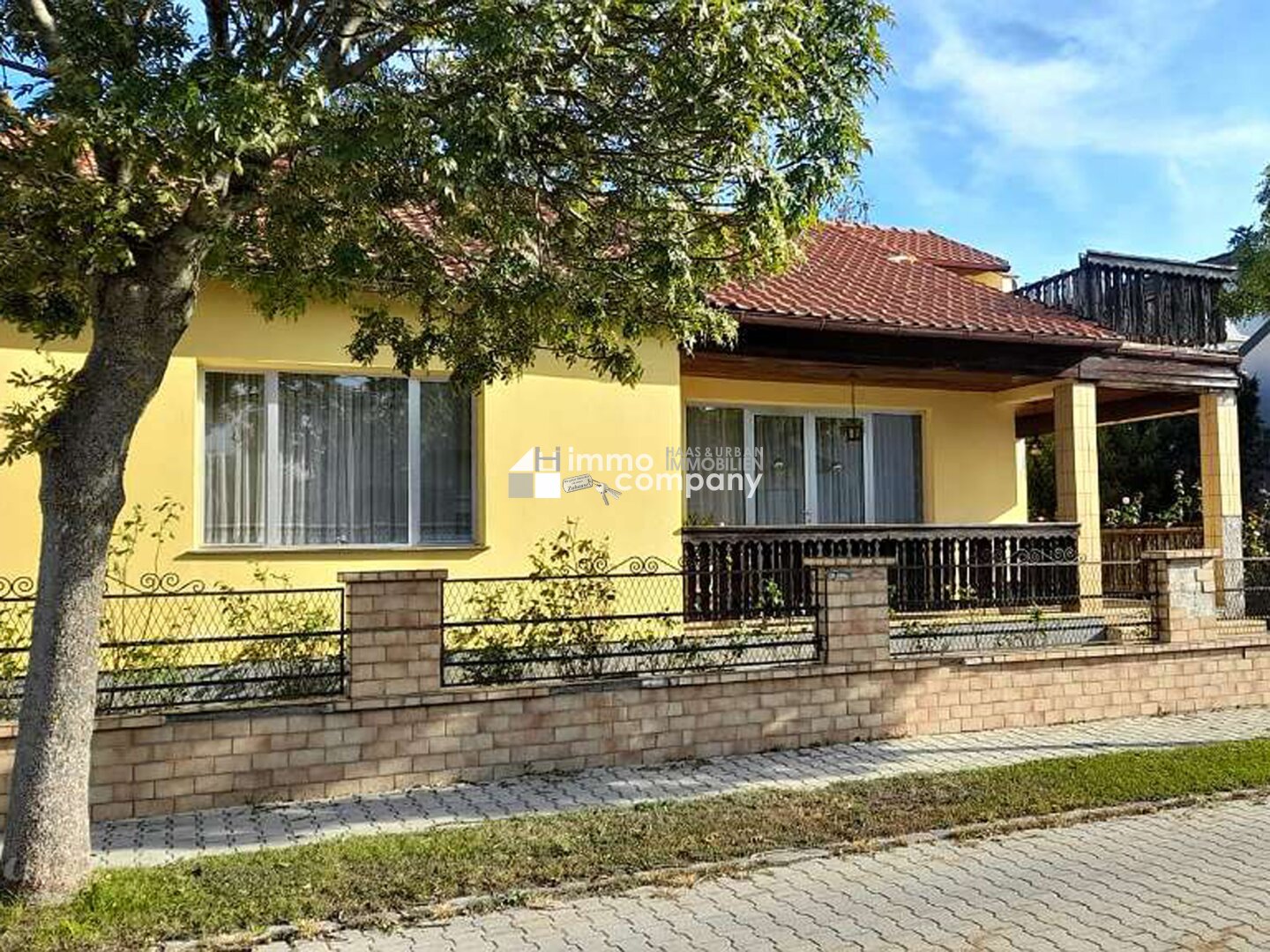 Einfamilienhaus zum Kauf 399.000 € 3 Zimmer 100 m²<br/>Wohnfläche 1.202 m²<br/>Grundstück Parndorf 7111