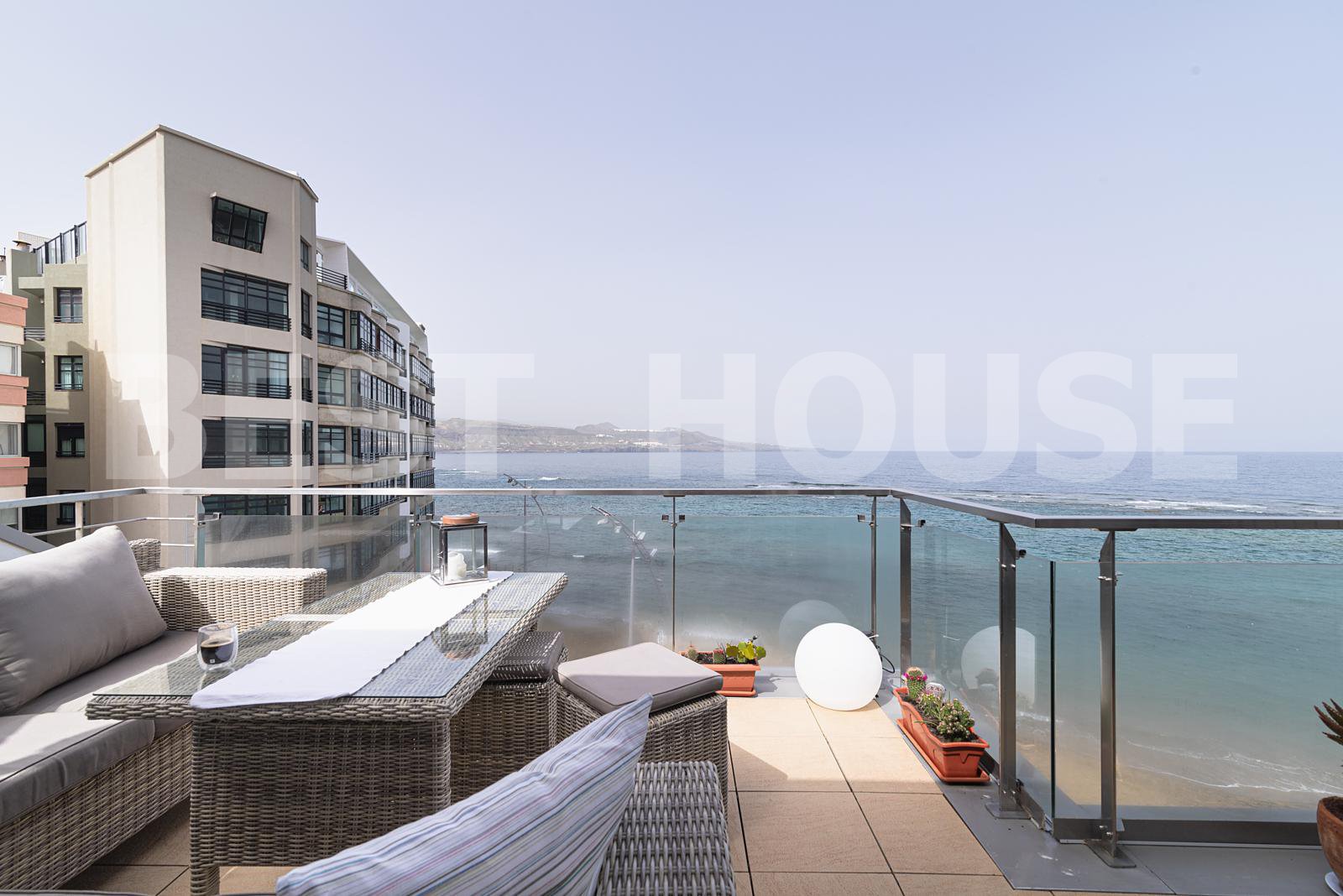 Penthouse zum Kauf provisionsfrei 750.000 € 2 Zimmer 750.000 m²<br/>Wohnfläche Las Palmas de Gran Canaria 35007