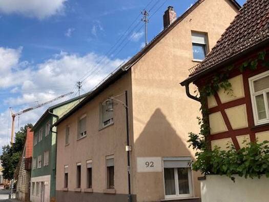 Haus zum Kauf 385.000 € 9 Zimmer 229 m² 256 m² Grundstück frei ab sofort Zell a. Main 97299