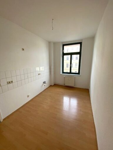 Wohnung zur Miete 365 € 4 Zimmer 73 m² 1. Geschoss frei ab sofort Olvenstedter str. . Olvenstedter Platz Magdeburg 39108