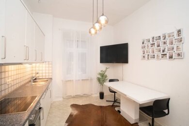 Wohnung zur Miete Wohnen auf Zeit 990 € 6 Zimmer 135 m² frei ab sofort Theresienstraße Maxvorstadt München 80333