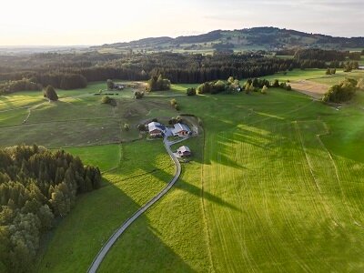 Land-/Forstwirtschaft zum Kauf 100.000 m²<br/>Fläche 100.000 m²<br/>Grundstück Bernbeuren Bernbeuren 86975